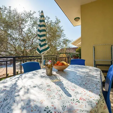 Jenny Br 1 * Πόρετς