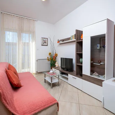 Apartment Jenny Br 1 *