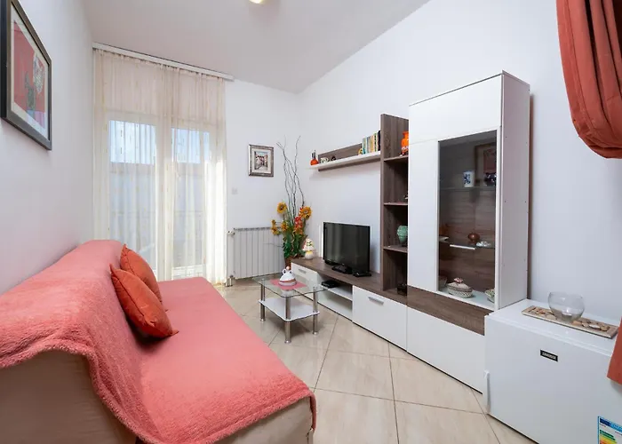 Apartman Jenny Br 1 *